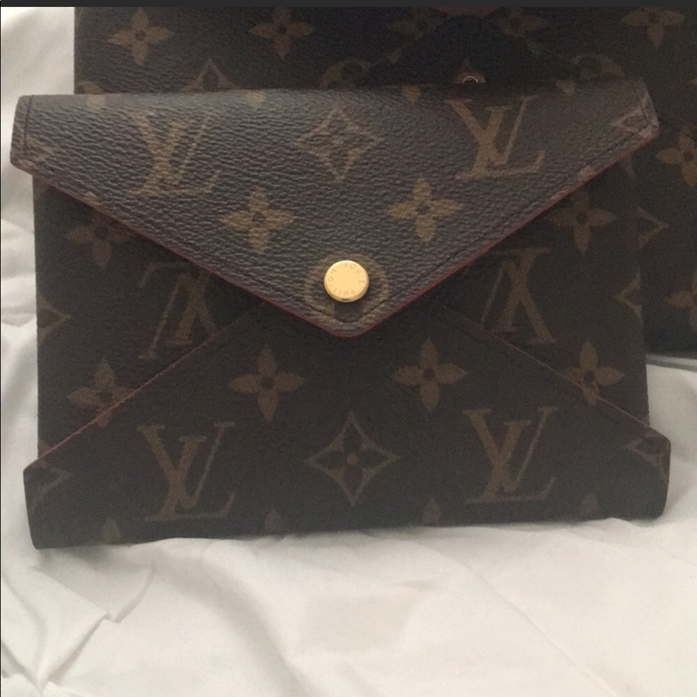 Louis Vuitton Medium Monogram Kirigami Pochette